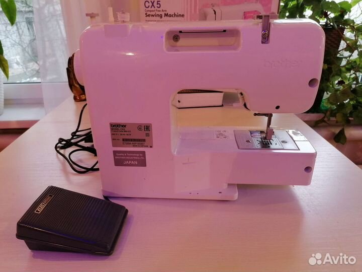 Швейная машина Brother CX5