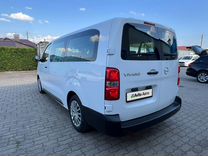 Opel Vivaro 1.6 MT, 2020, 93 000 км, с пробегом, цена 2 680 000 руб.