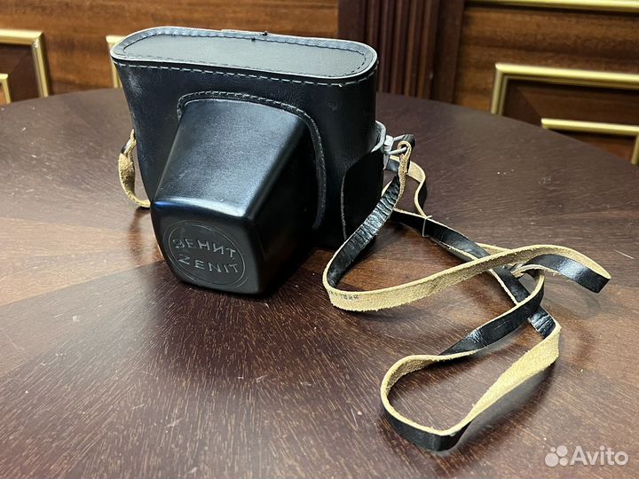 Плёночный фотоаппарат Zenit E Зенит Е