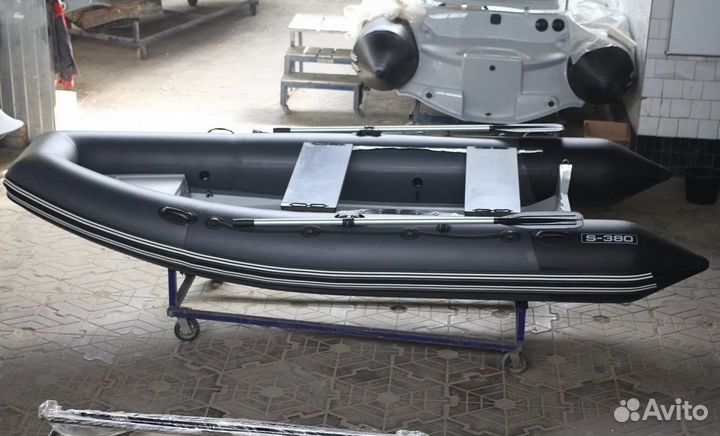 Лодка риб Скаут 380