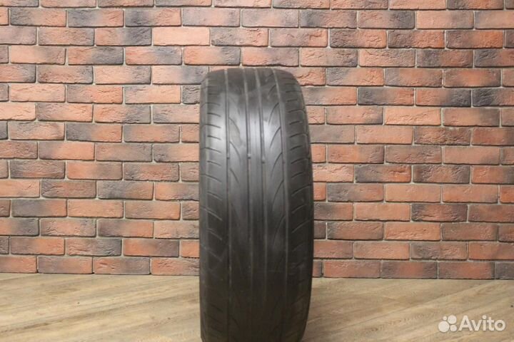 Yokohama Advan Fleva V701 235/55 R18