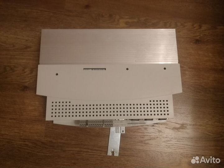 Преобразователь Lenze EVS9321-ep