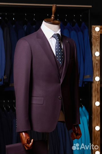 Мужской костюм тройка