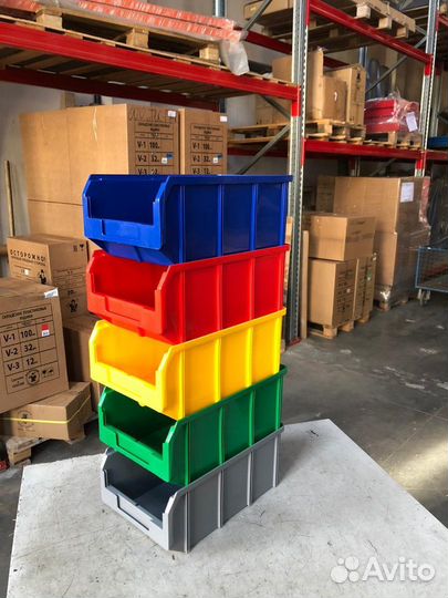 Пластиковые ящики и контейнеры для хранения