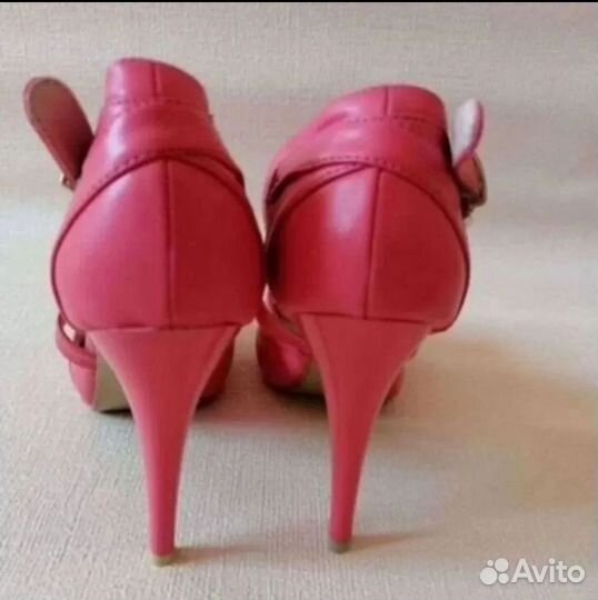 Новые Удобнейшие Туфли Босоножки