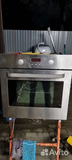 Духовой электрошкаф Zanussi
