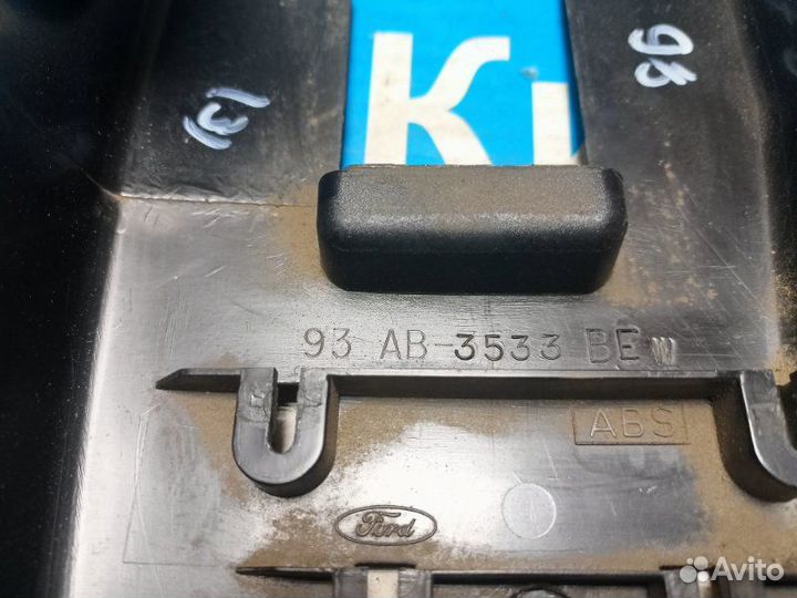 Кожух рулевой колонки Ford Escort 95-00