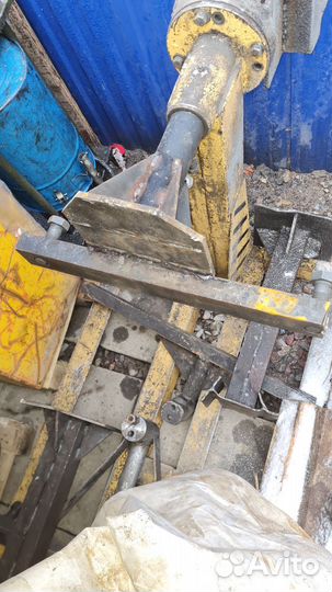 Стапель для ремонта моторов