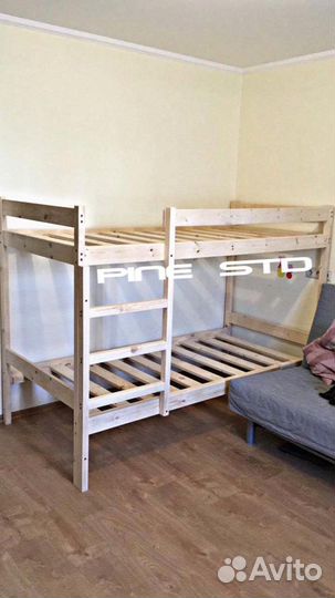Двухъярусная кровать