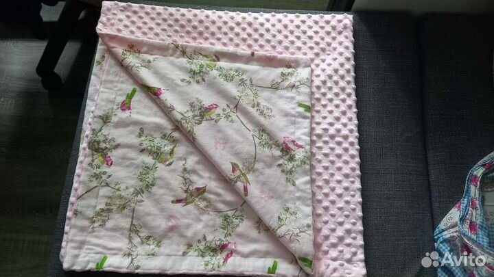 Плюшевый плед с пупырышками Детское одеяло