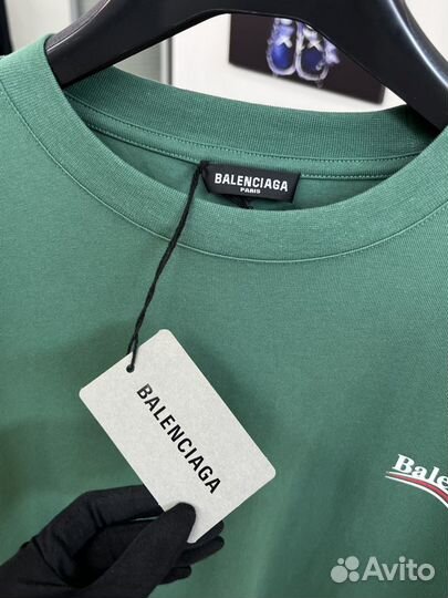 Футболка оверсайз Balenciaga