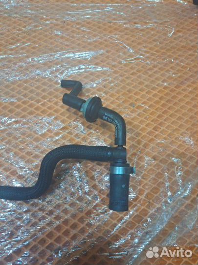 Патрубок Audi A6 C6 4F ccea 2010