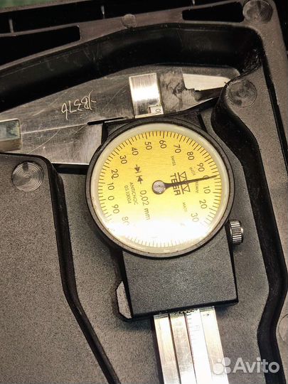 Штангенциркуль Tesa стрелочный Швейцария