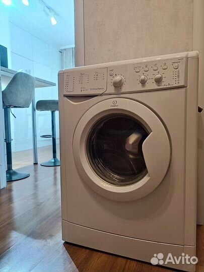 Стиральная машина indesit 5кг