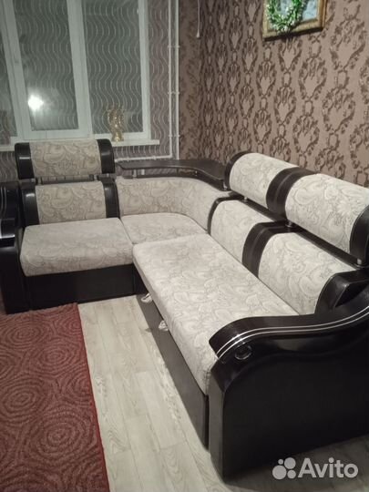 Угловой диван бу