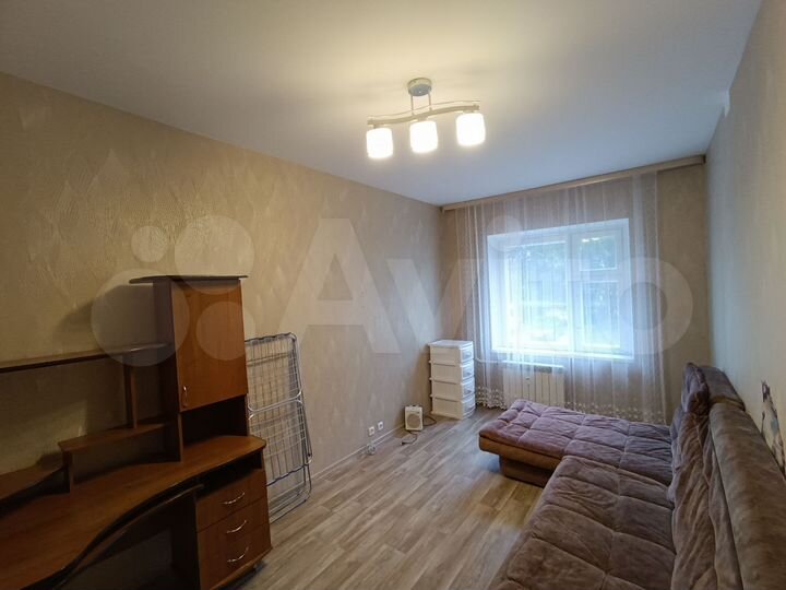 2-к. квартира, 54,4 м², 1/9 эт.