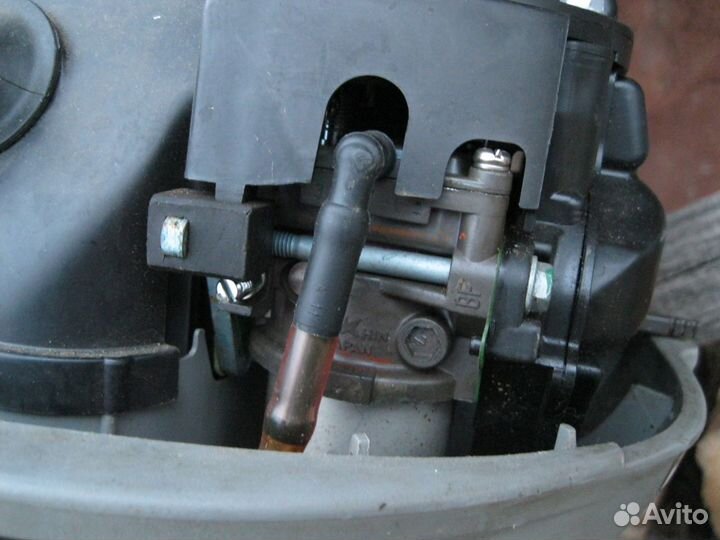 Лодочный мотор хонда 2.3л.с