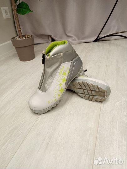 Лыжные ботинки spine 37 размер