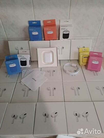 AirPods 2 + чехол