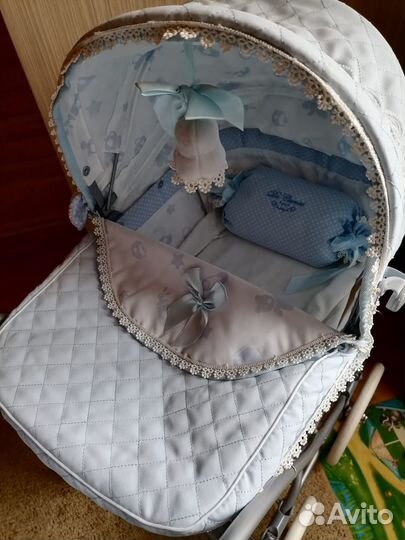 Игрушечная коляска