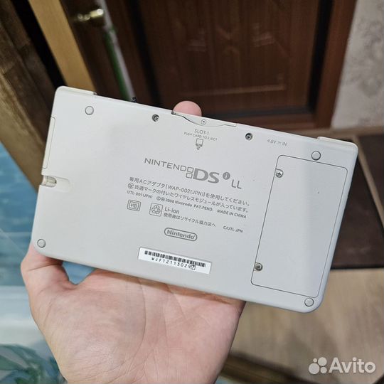 DSi XL LL White из Японии