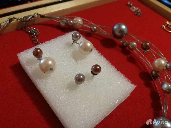 Колье с серьгами