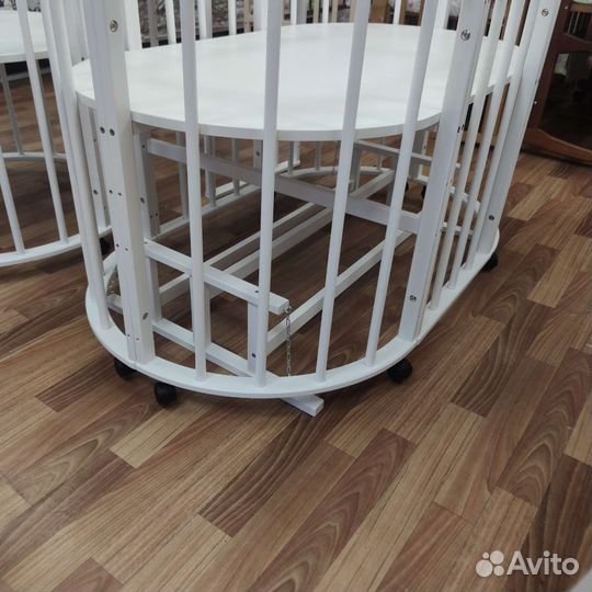 Новая круглая овальная детская кровать