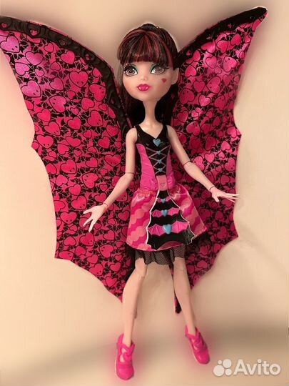 Кукла монстр хай; Дракулаура- Летучая Мышь