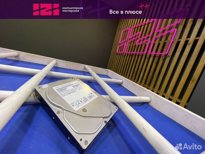 Жесткий диск hgst 250gb HDP725025GLA380