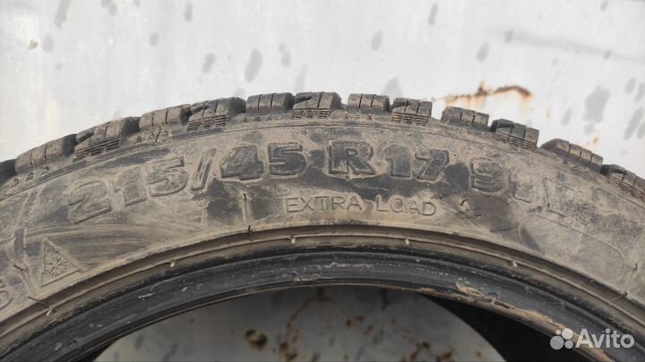 Tigar Winter 215/45 R17