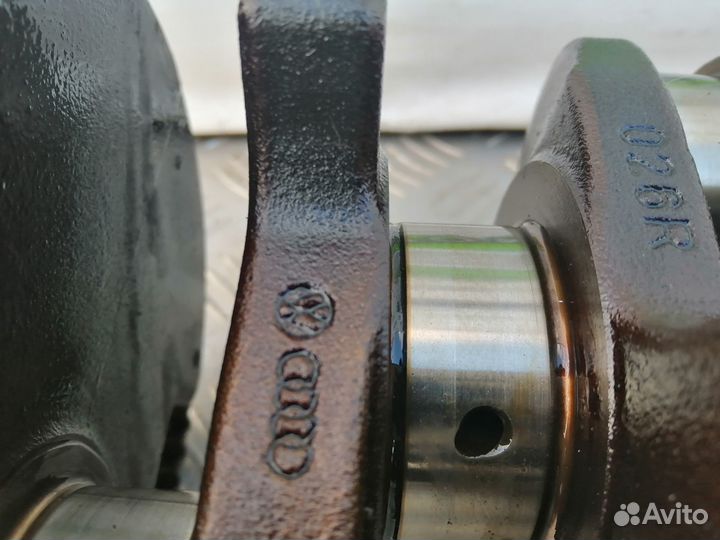 Коленчатый вал Audi A4 B5 1.8 ADR 1996г