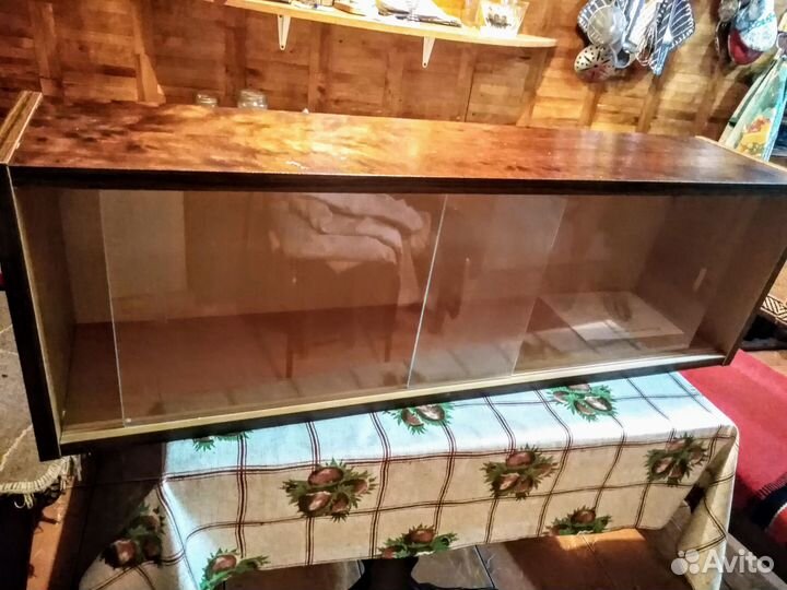 Полка книжная