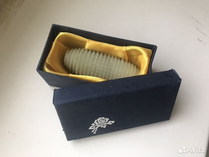 Массажный нефритовый ролик новый