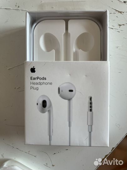 Коробки от Наушников earpods