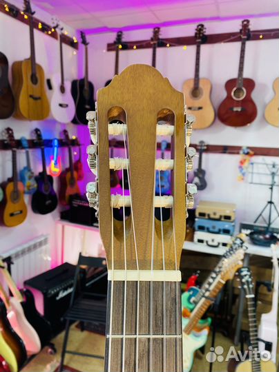 Гитара Mirra для муз школы