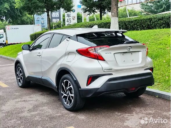 Toyota C-HR 2.0 CVT, 2021, 15 000 км