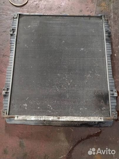 Радиатор основной Scania R 2006 1741588