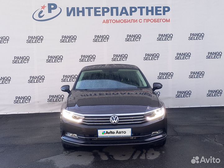 Volkswagen Passat 1.8 AMT, 2015, 205 254 км