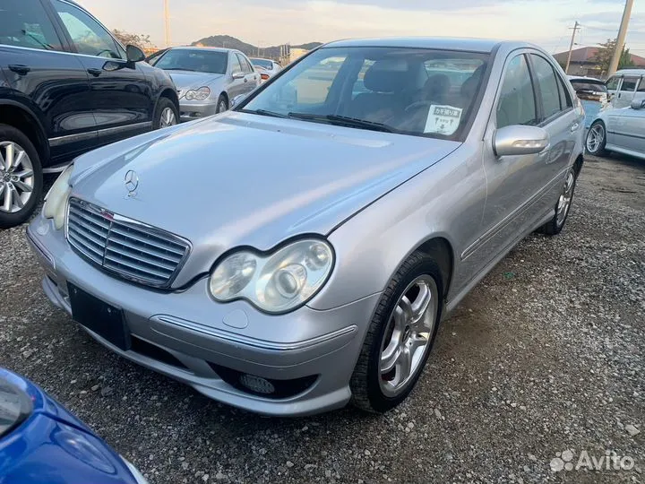 В разбор Mercedes W203 C240 4Matic 57т км по Япони