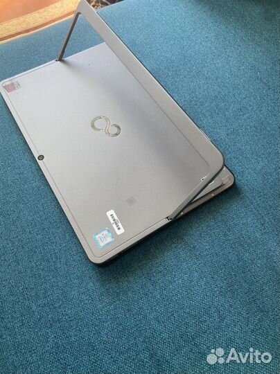 Fujitsu stylistc R726 Tablet PC