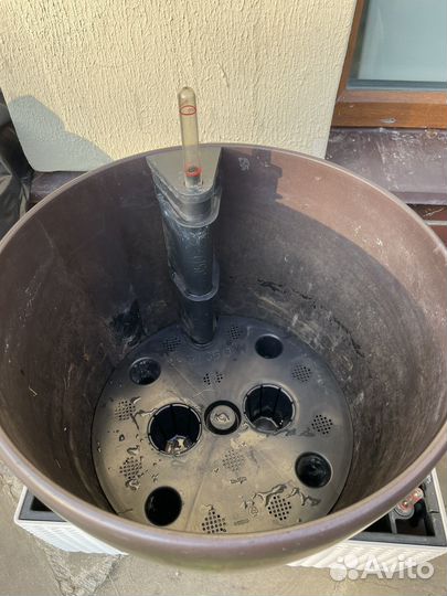 Кашпо с автополивом lechuza