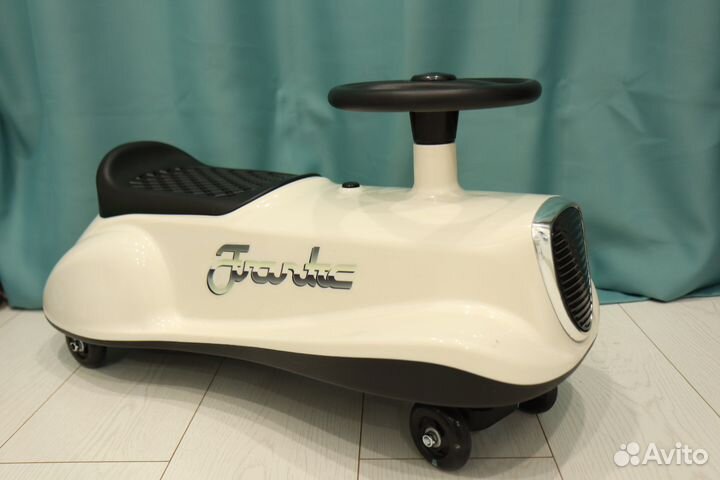 Машинка каталка