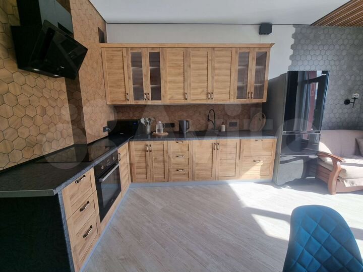 2-к. квартира, 89 м², 17/17 эт.