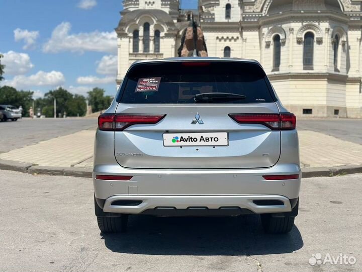 Mitsubishi Outlander 2.5 CVT, 2021, 45 260 км