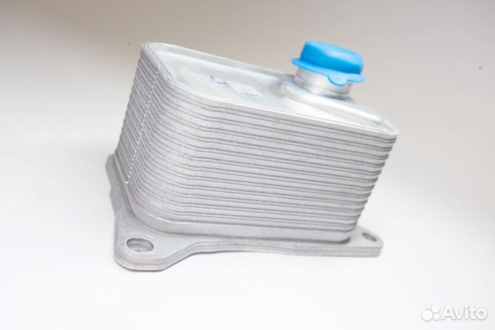 Масляный радиатор VAG 1.8/2.0 TSI GEN3 06L117021E