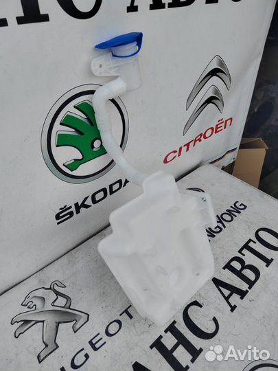 Бачок омывателя Skoda Octavia A5 2004-2013