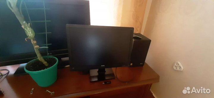 Монитор для компьютера 19 дюймов