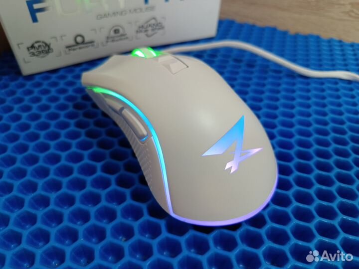 Игровая мышь Fury Pro белая