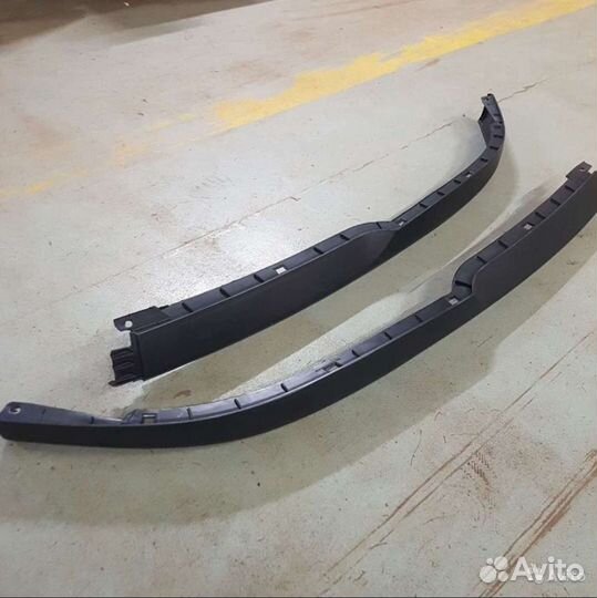 Губа бампера Opel Astra H рестайл