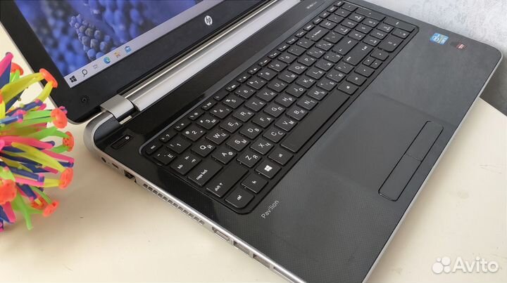 Ноутбук HP/4 ядра/ssd